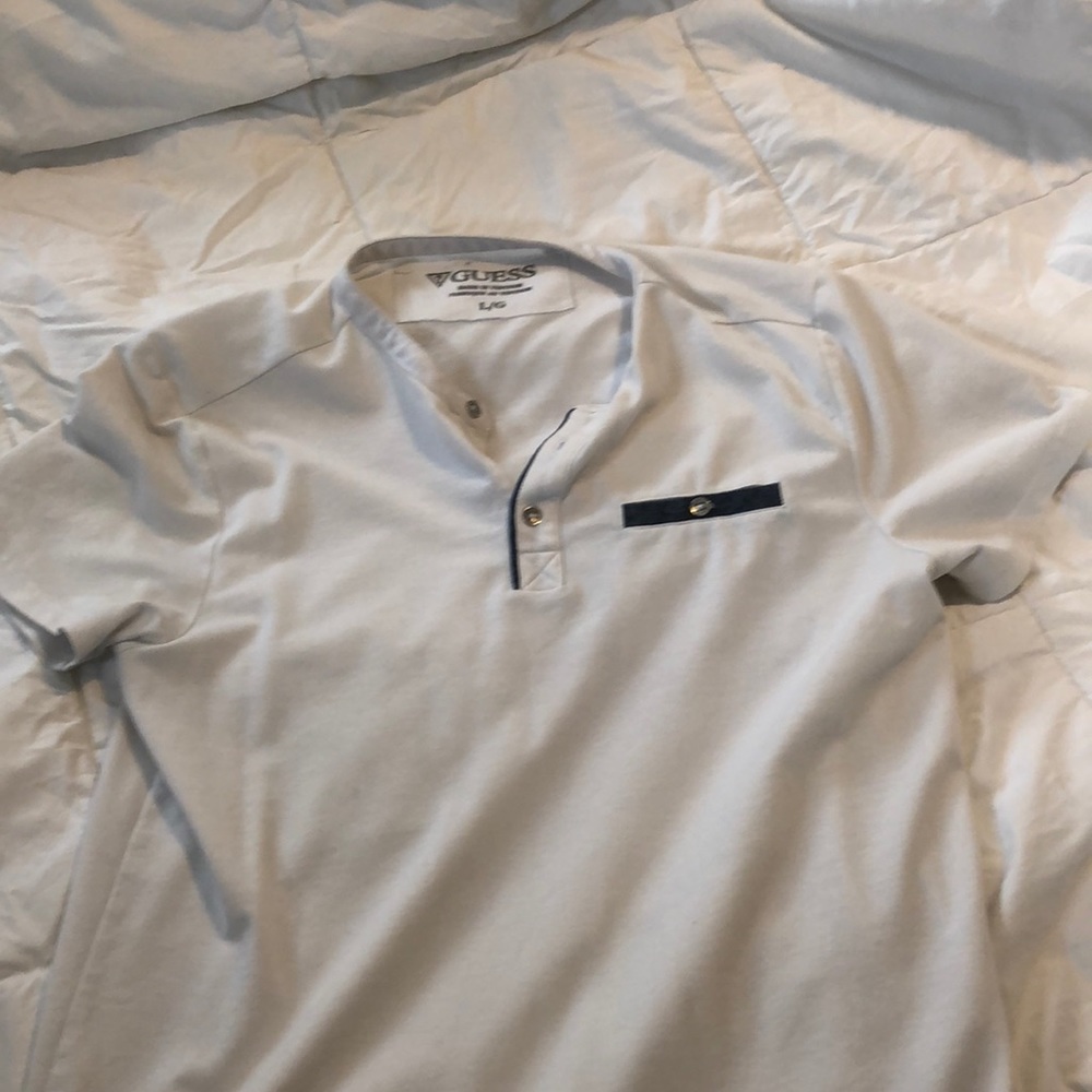 White dress shirt